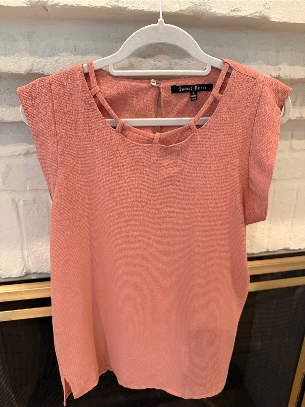 Sweet Rain Coral-Pink Ladder Neck Cap Sleeve Top